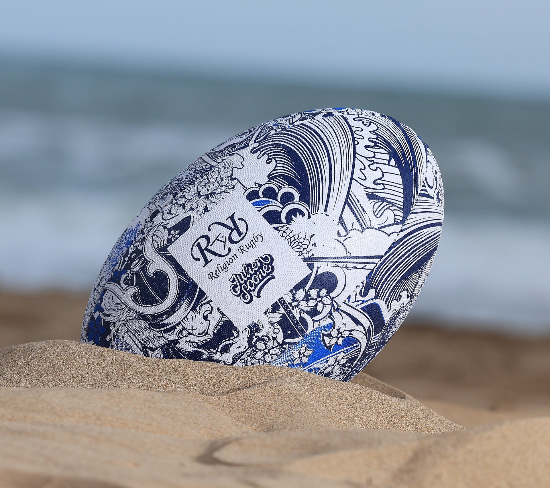 Une Collaboration Unique : Religion Rugby et l’Artiste Toulousain Julien Soone