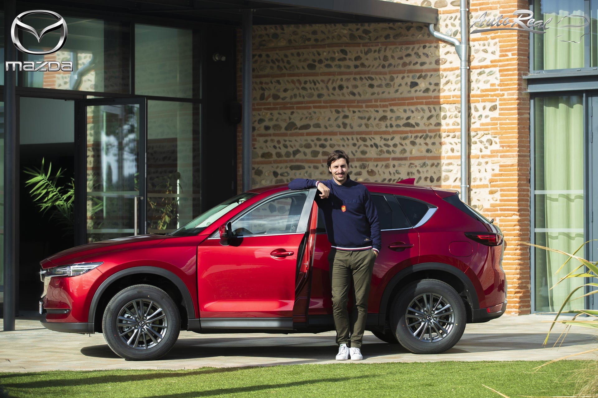 Un Partenariat en Mouvance : Religion Rugby et Auto Real Group s'unissent sous le Signe du Partenariat Automobile